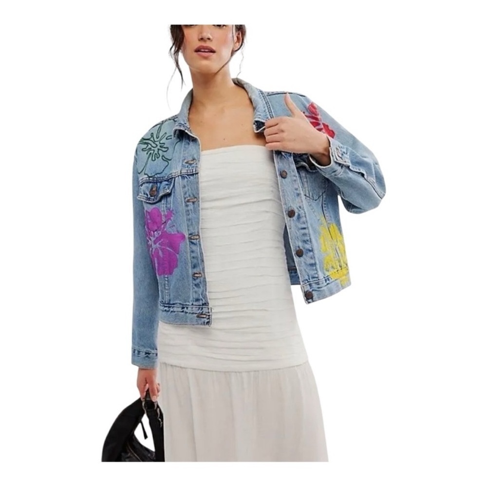 New Free People x Tricia Fix Hibiscus Floral Distressed Jean Jacket Women’s XL - Picture 1 of 16